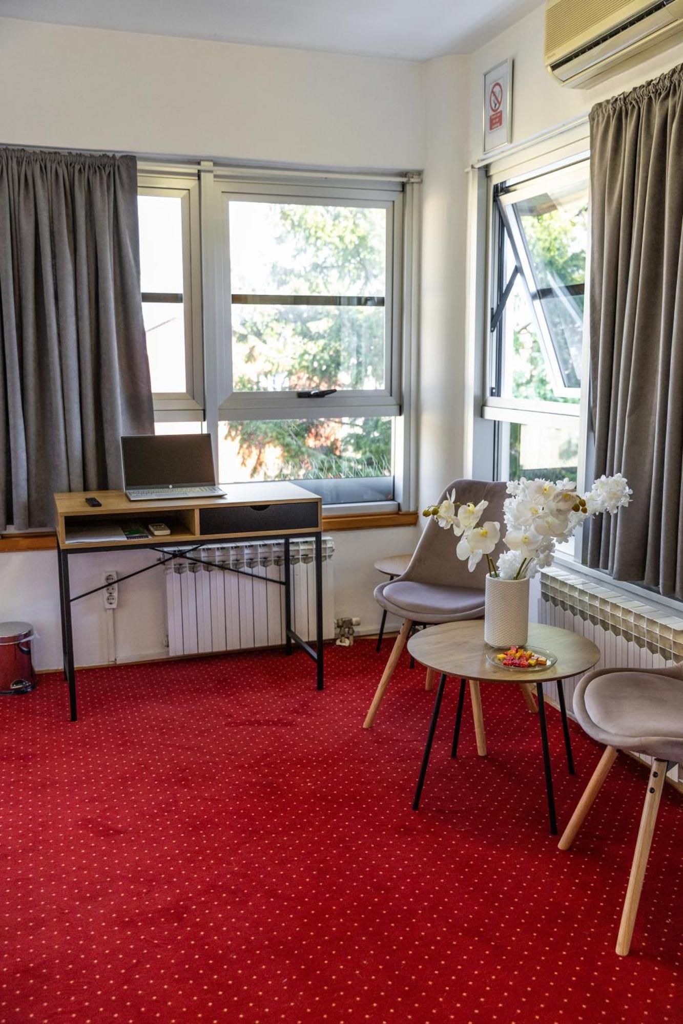 Olimpus Apartmani Bd Banjaluka Баня Лука Екстериор снимка
