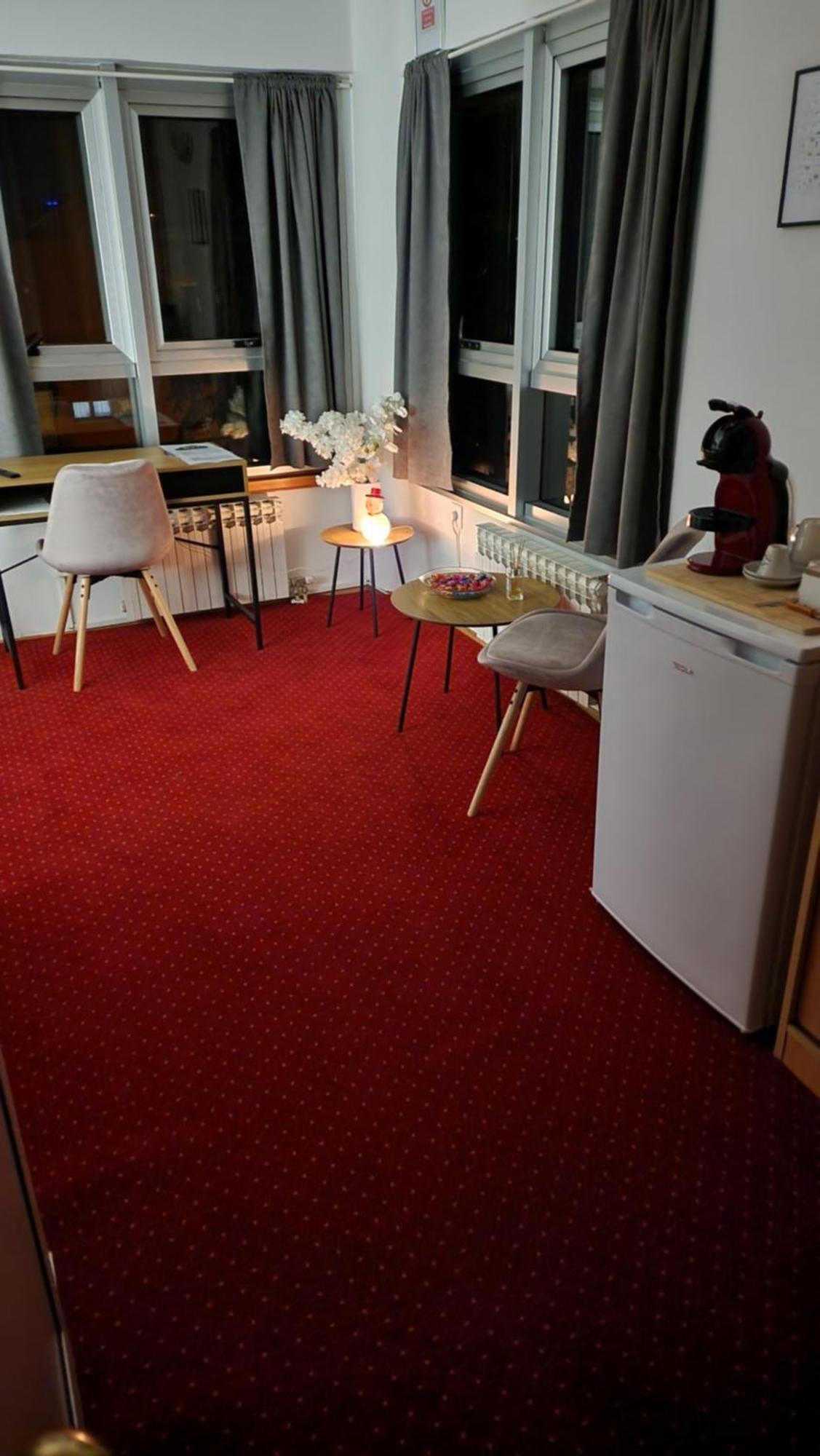 Olimpus Apartmani Bd Banjaluka Баня Лука Стая снимка
