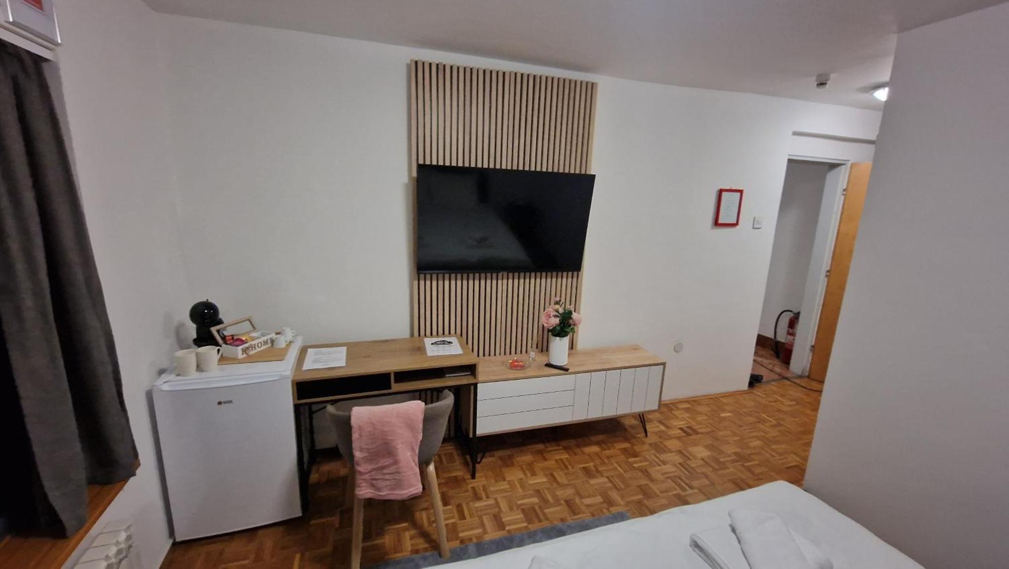 Olimpus Apartmani Bd Banjaluka Баня Лука Стая снимка