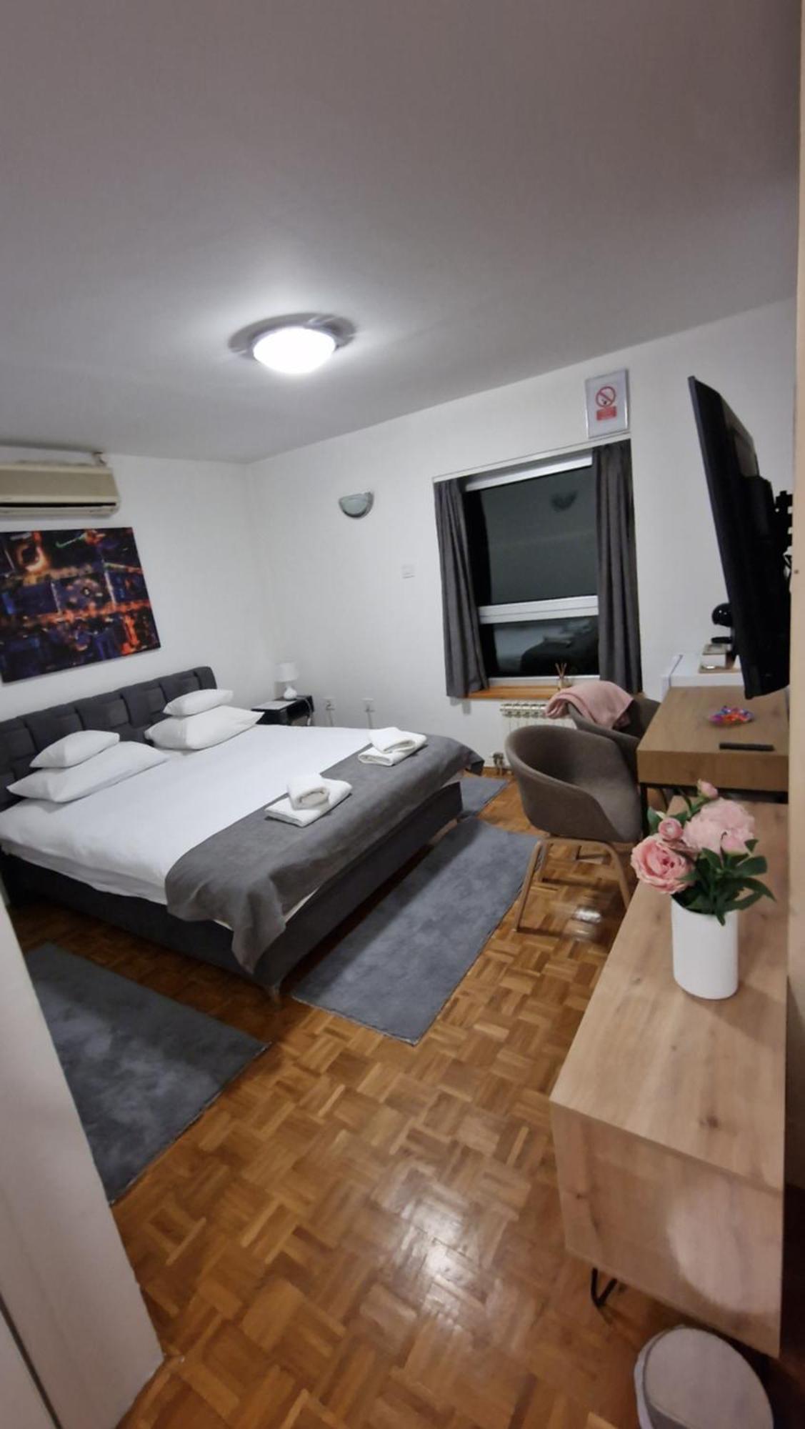 Olimpus Apartmani Bd Banjaluka Баня Лука Стая снимка